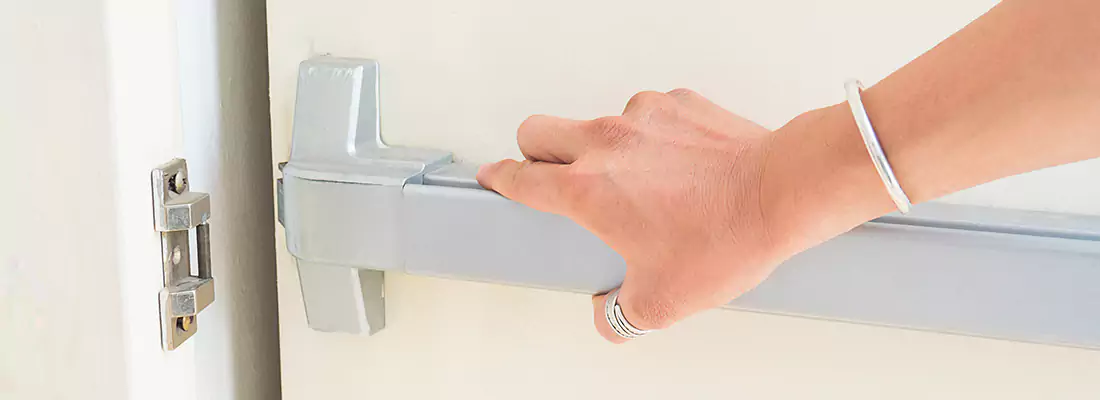 Fast and Affordable Door Panic Bar Installation in Hollywood, FL