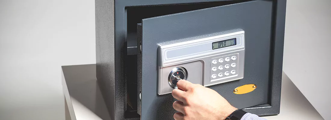 Safe Opening Repair in Hollywood